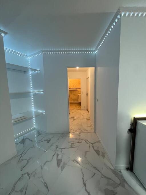 Appartement Luxueux 70M2, 2 Chambres Argenteuil Luaran gambar